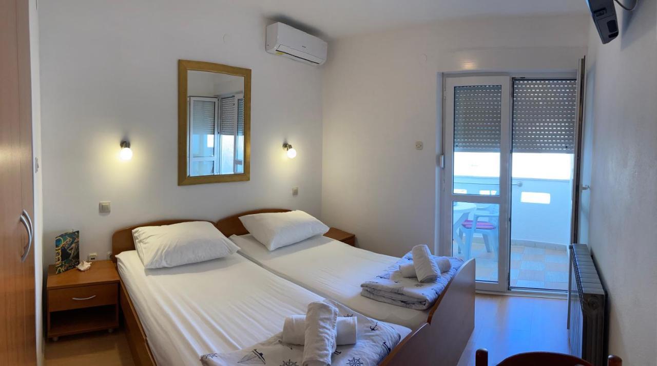 Sunrise Apartments And Studio Apartments 1 ล็อควา โรโกซนิตซา ภายนอก รูปภาพ