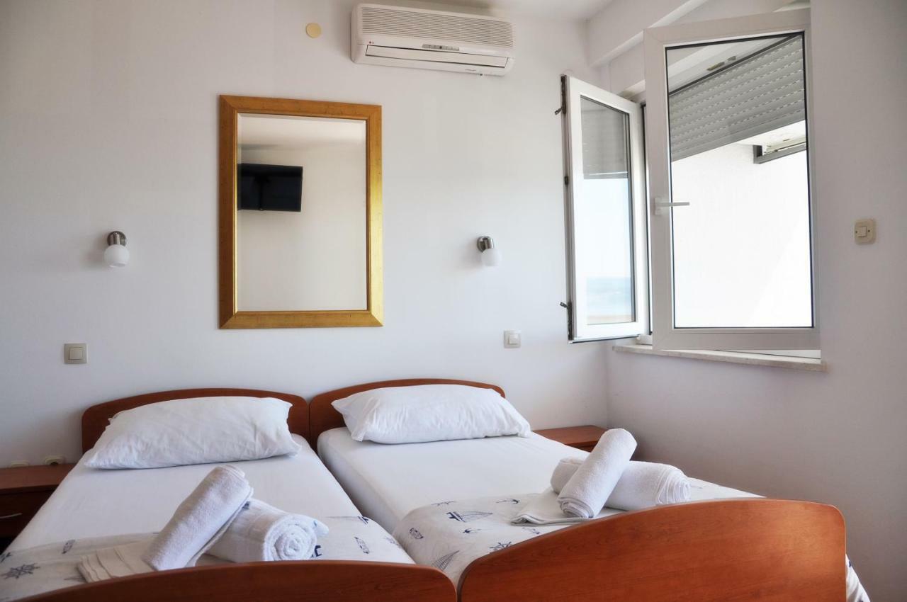 Sunrise Apartments And Studio Apartments 1 ล็อควา โรโกซนิตซา ภายนอก รูปภาพ