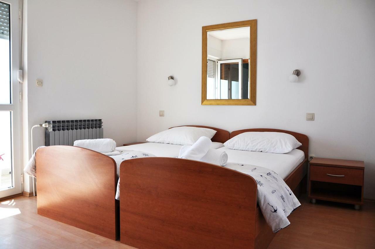 Sunrise Apartments And Studio Apartments 1 ล็อควา โรโกซนิตซา ภายนอก รูปภาพ